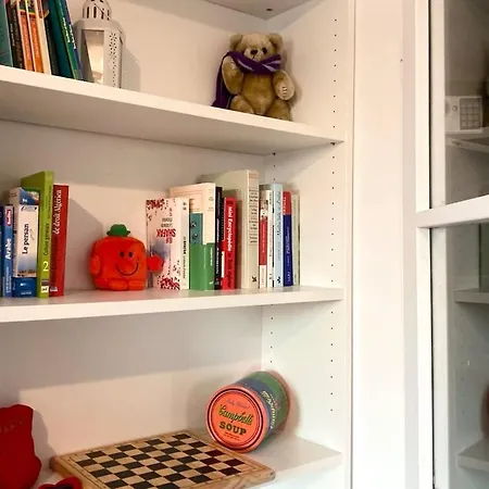 Cozy And Bright *